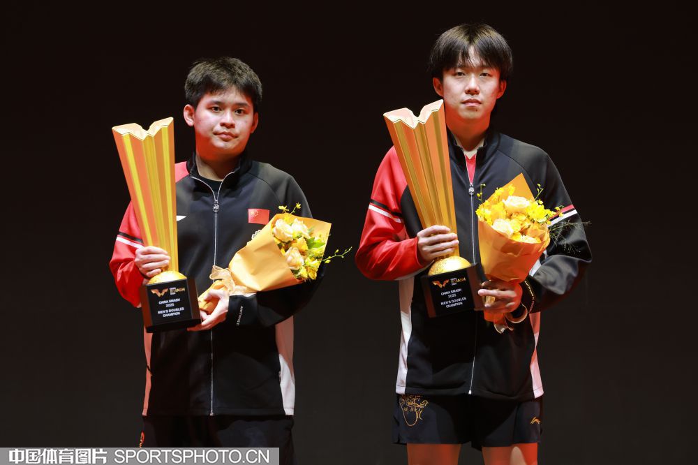 W_25503476_25100420_by.jpg W_25503476_25100420_by.jpg