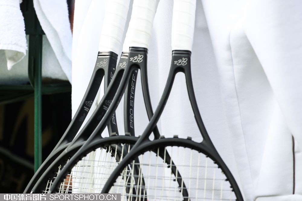 网球1.jpg 网球1.jpg