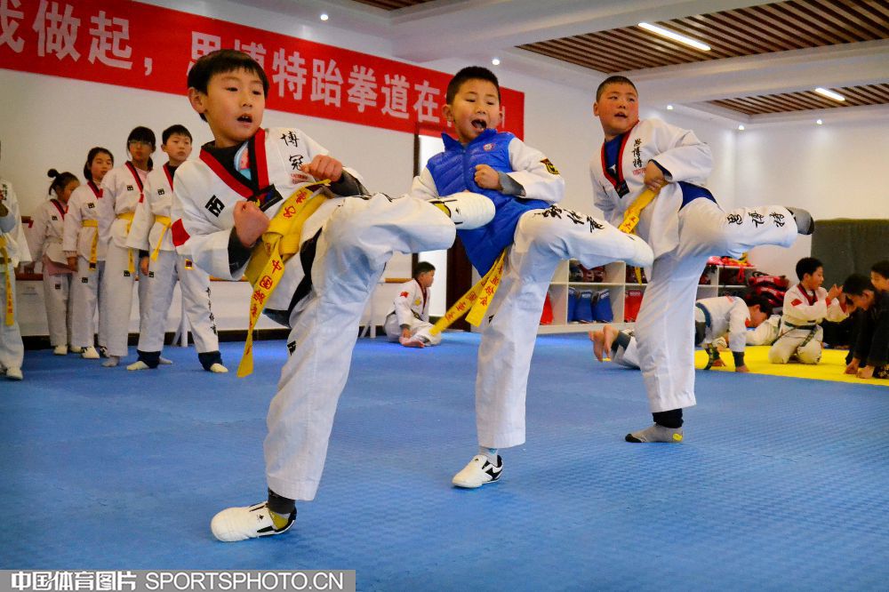 W_44041694_20011619_yxy.jpg W_44041694_20011619_yxy.jpg