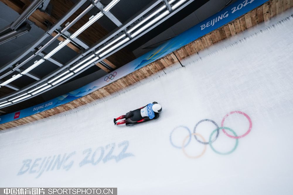 W_12427216_22021112_nmz.jpg W_12427216_22021112_nmz.jpg