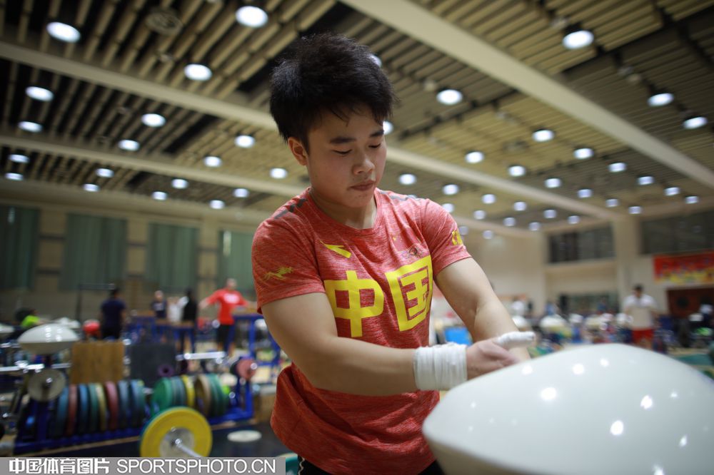 W_19025633_20011719_l.jpg W_19025633_20011719_l.jpg